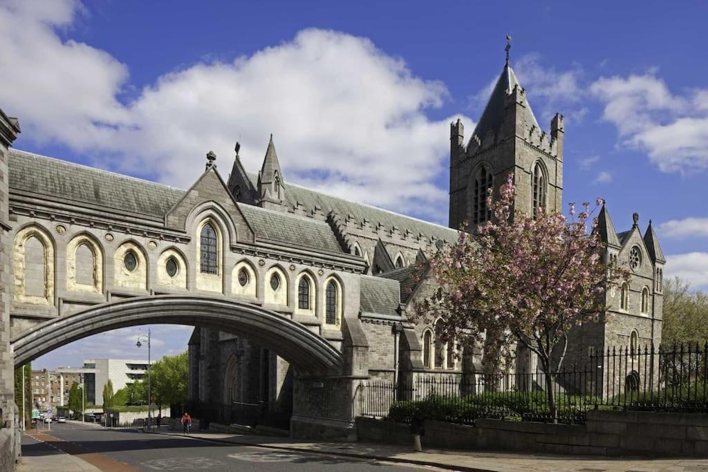 City Walk Apts Dublin Exterior foto